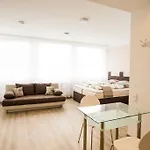 アパートホテル デザイン スリーピー コロン 3*