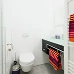 ديزاين سليبي شقة فندقية كولونيا